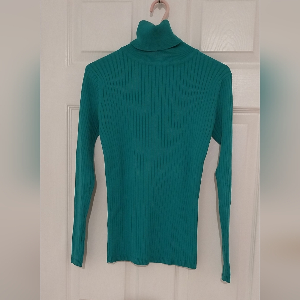 Vibrant Teal Ribbed Turtleneck Sweater